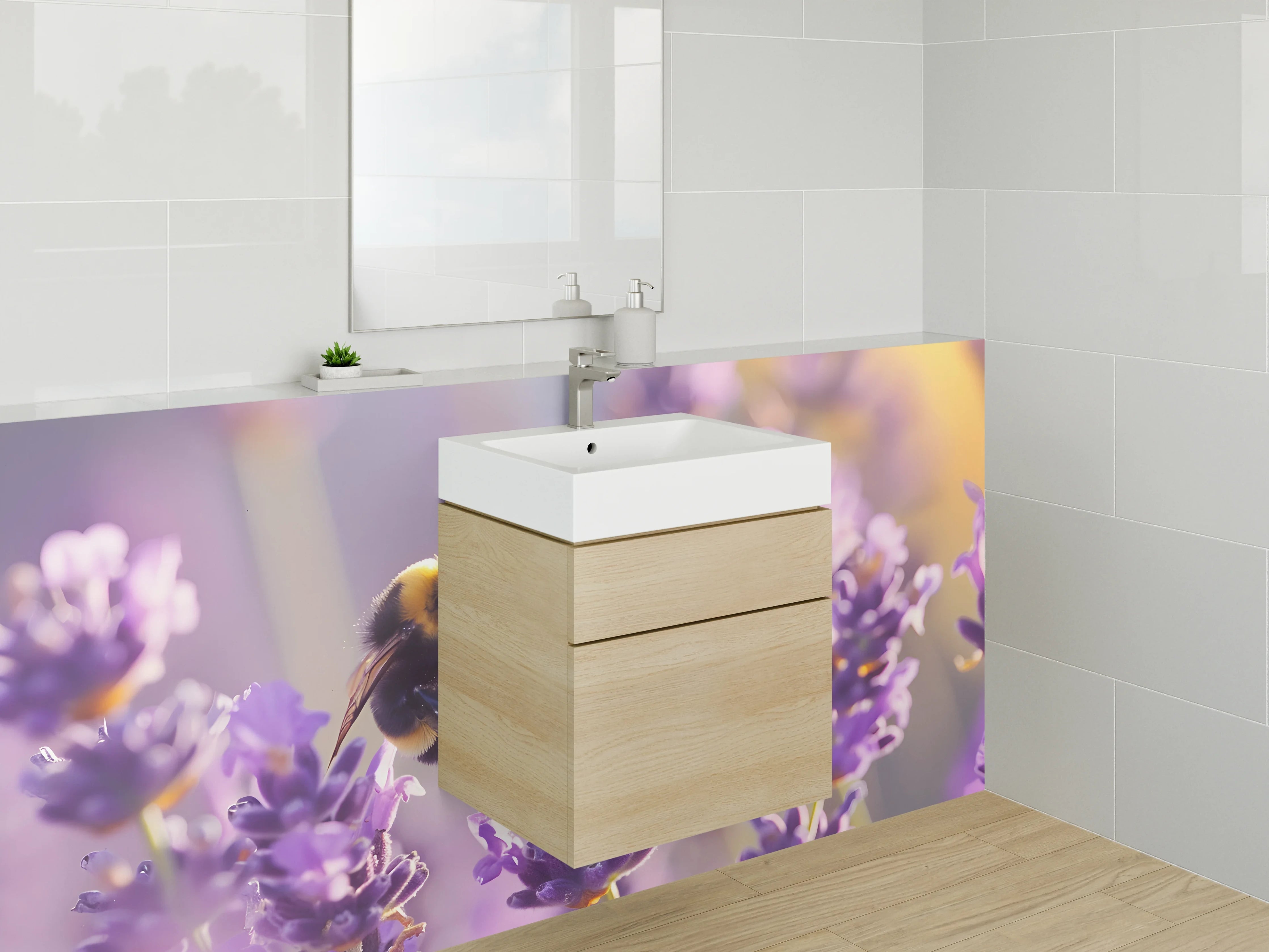 Waschbecken-Rückwand - Lavendelwiese mit Hummel Makro