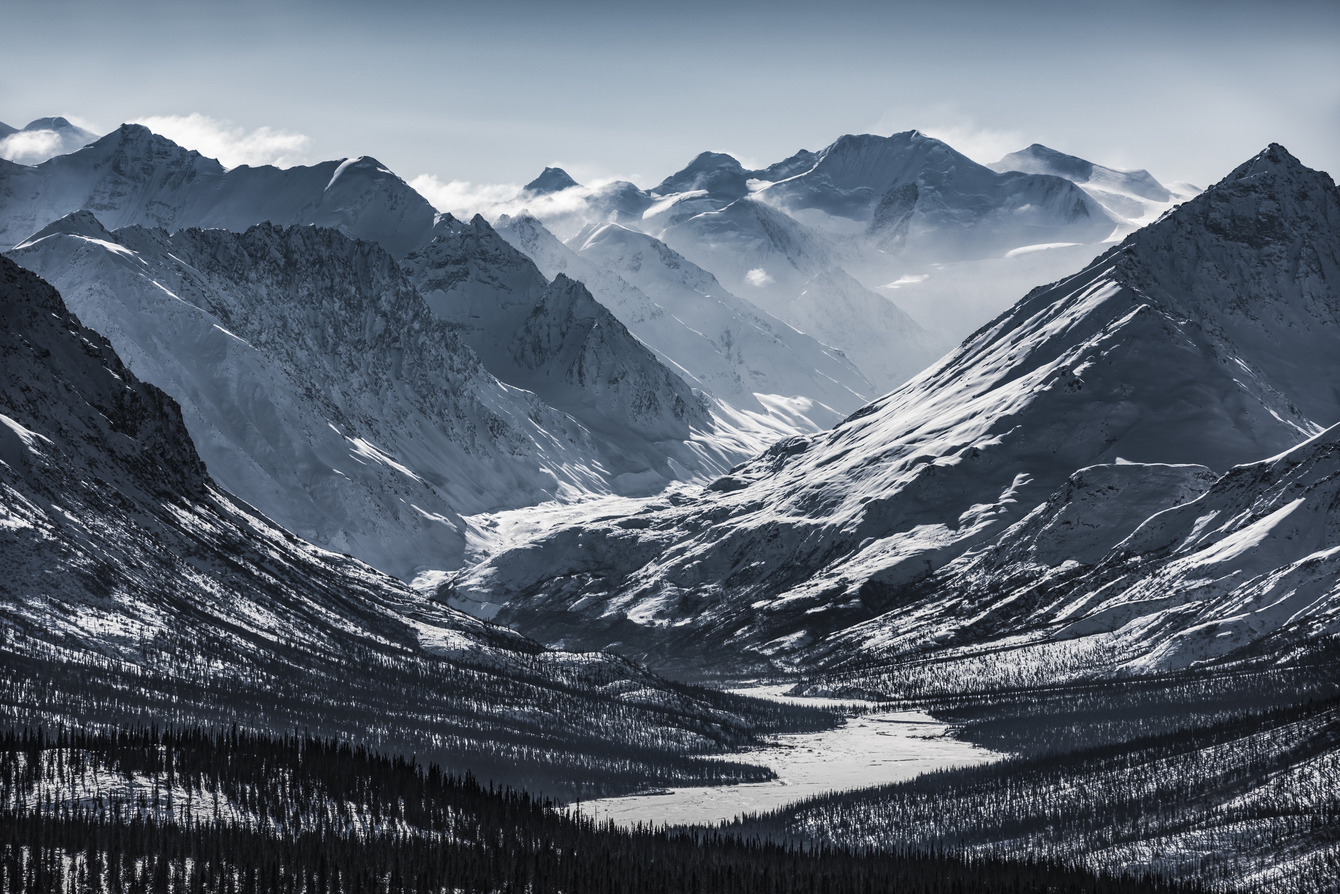 Waschbecken-Rückwand-Majestätische Berglandschaft im Winter