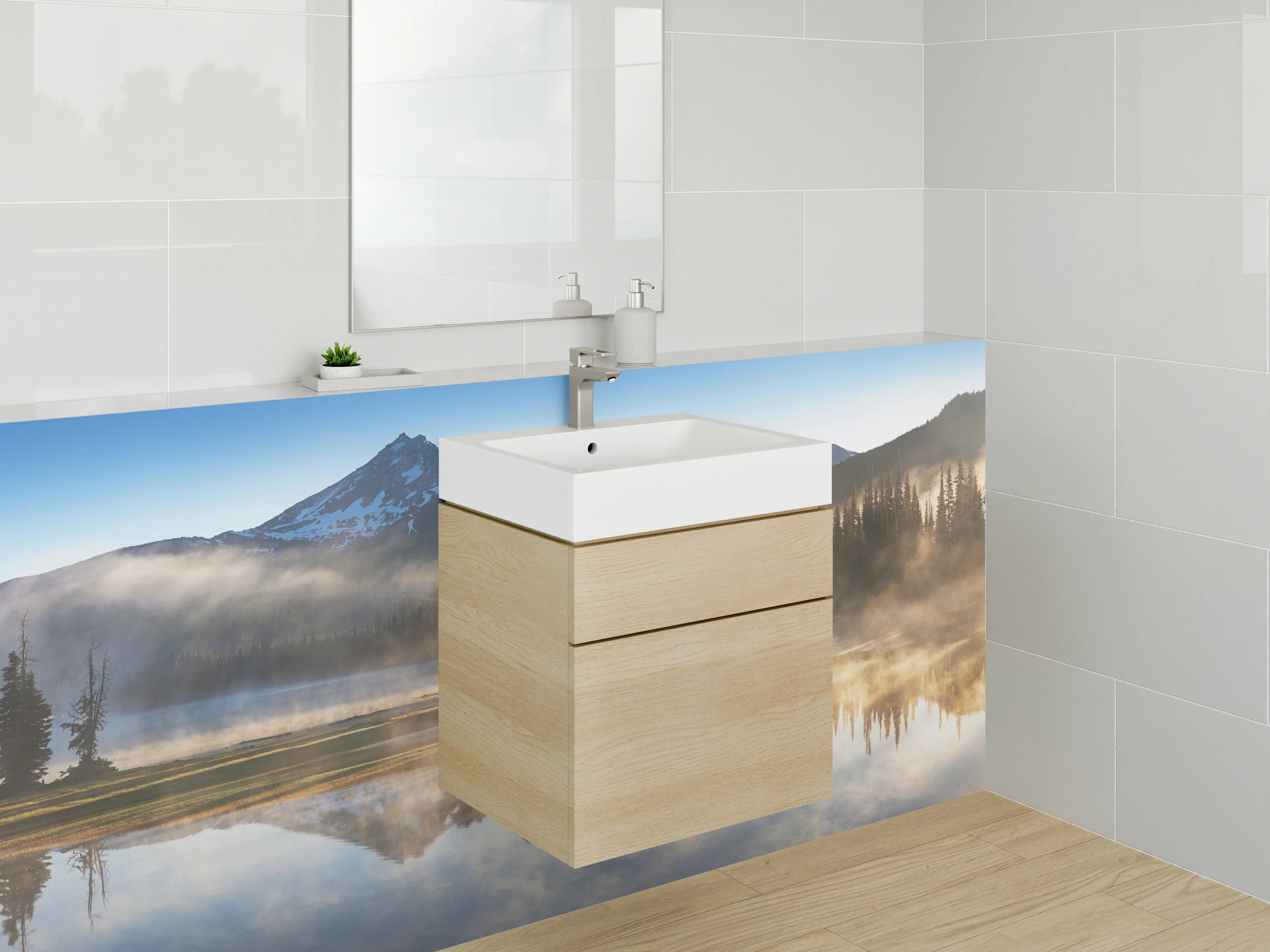 Waschbecken-Rückwand - Majestätischer Bergsee mit Bergpanorama