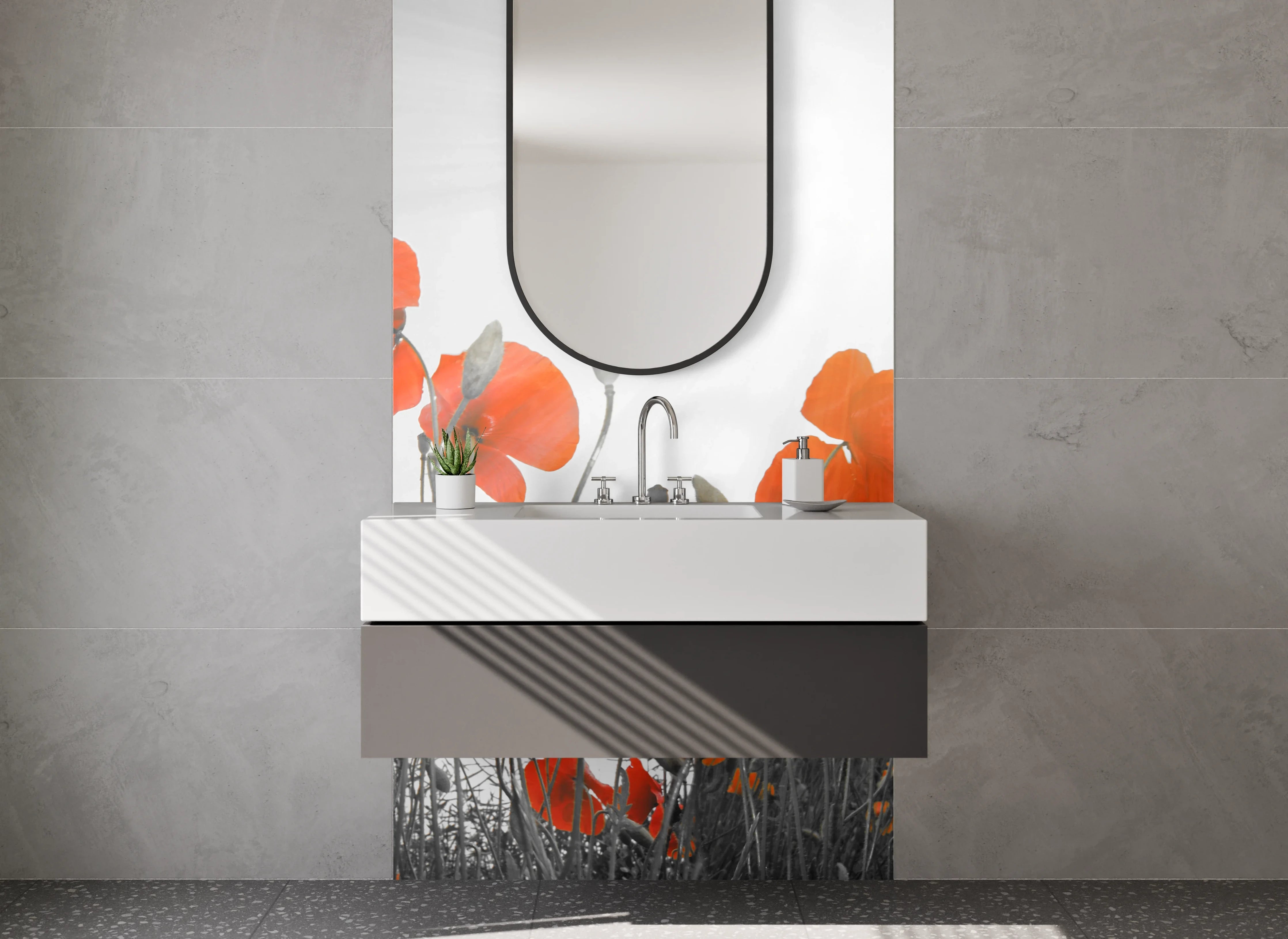 Waschbecken-Rückwand - Mohnblumen im Sonnenlicht – Schwarz-Weiß-Design
