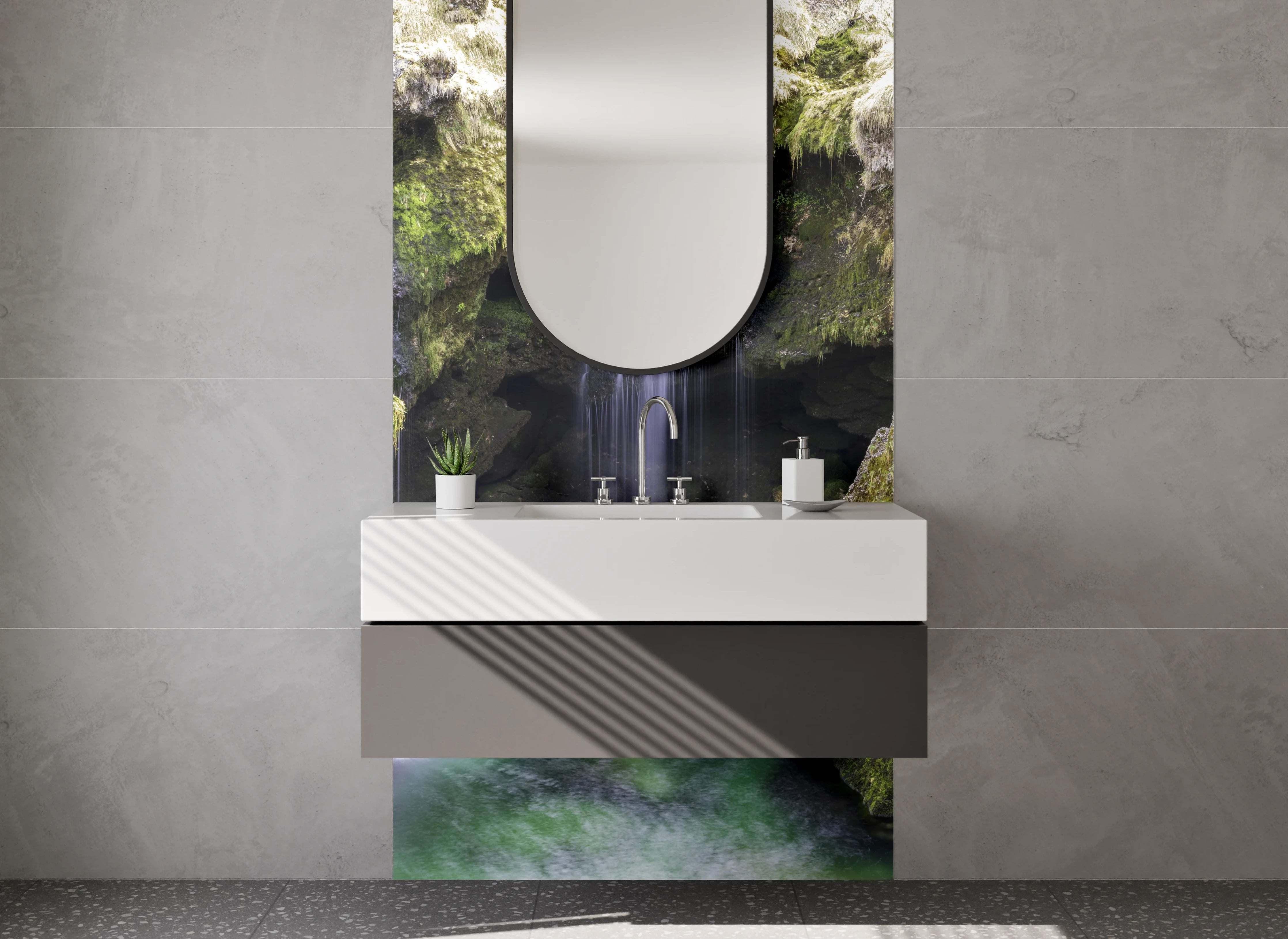 Waschbecken-Rückwand - Silberne Wasserflut im Nebelwald