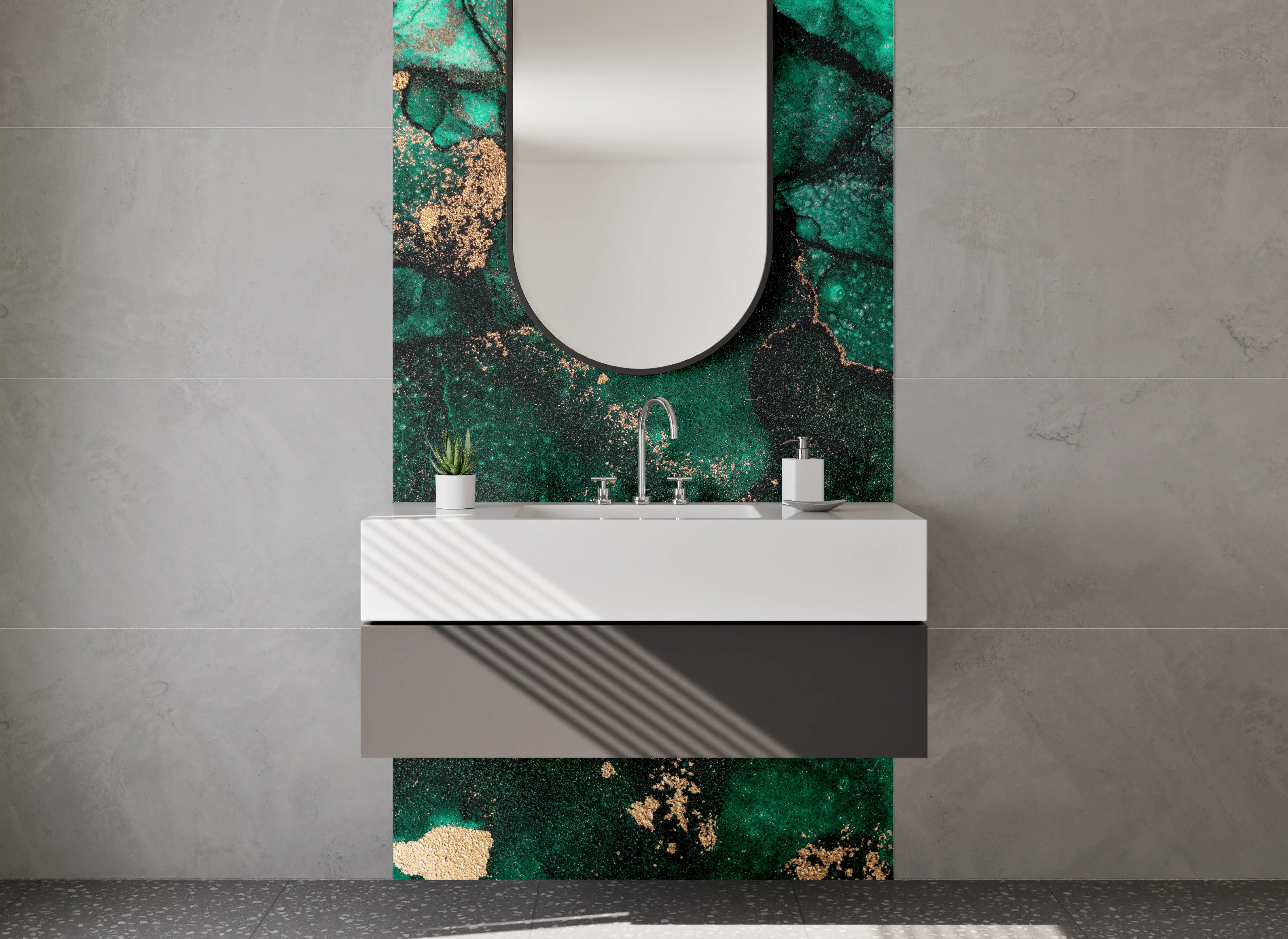 Waschbecken-Rückwand - Smaragdgrüne Marmor-Optik mit Gold-Akzenten