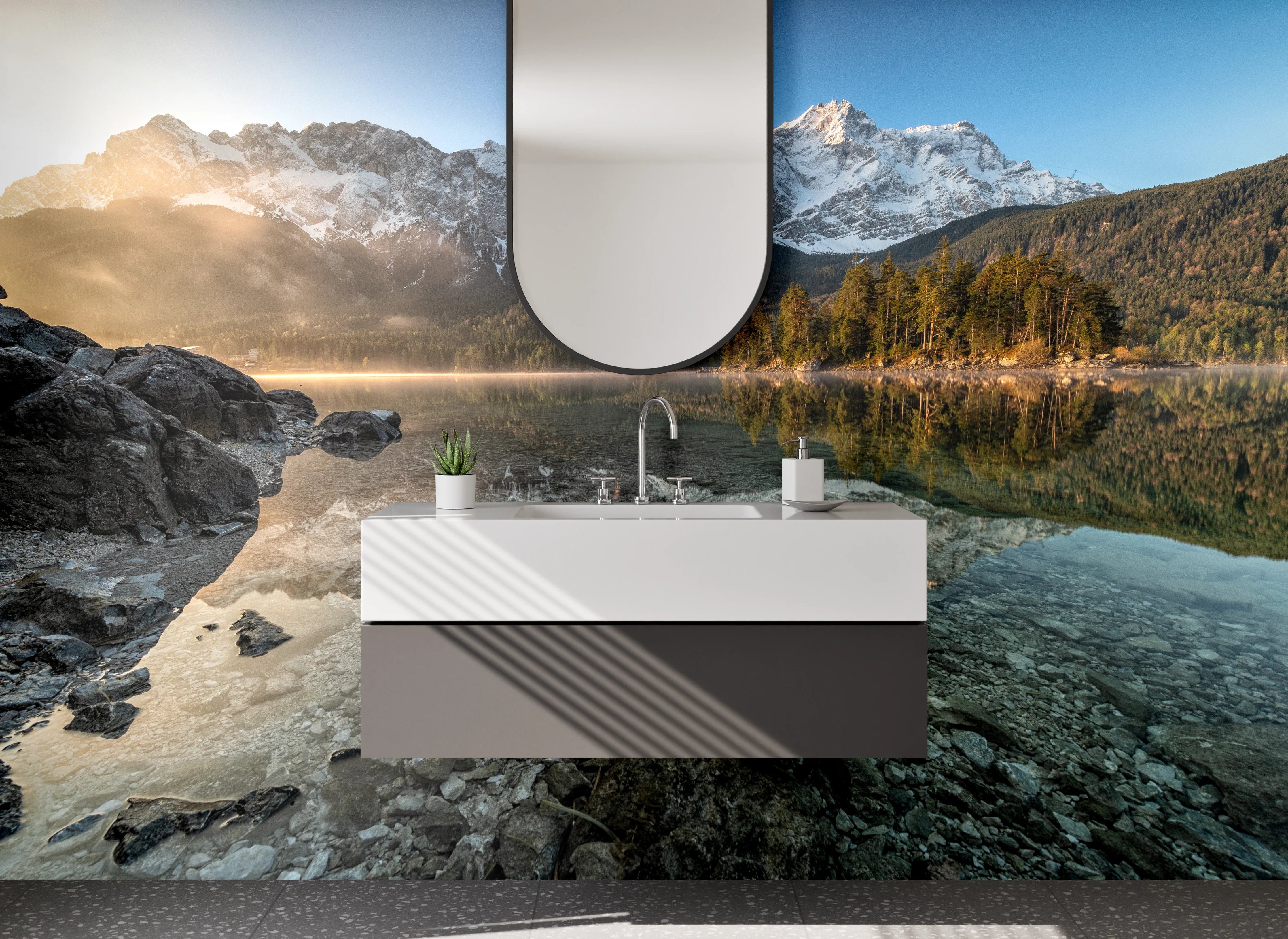 Waschbecken-Rückwand - Weiße Bergkulisse mit Alpensee