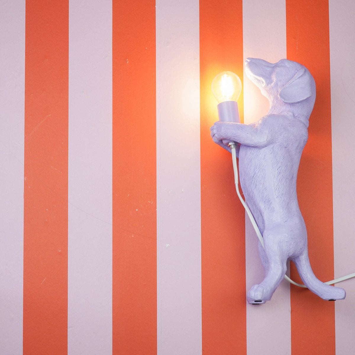 Tischlampe - Dackel - Polyresin - E14 - Lila - 10x15x38cm