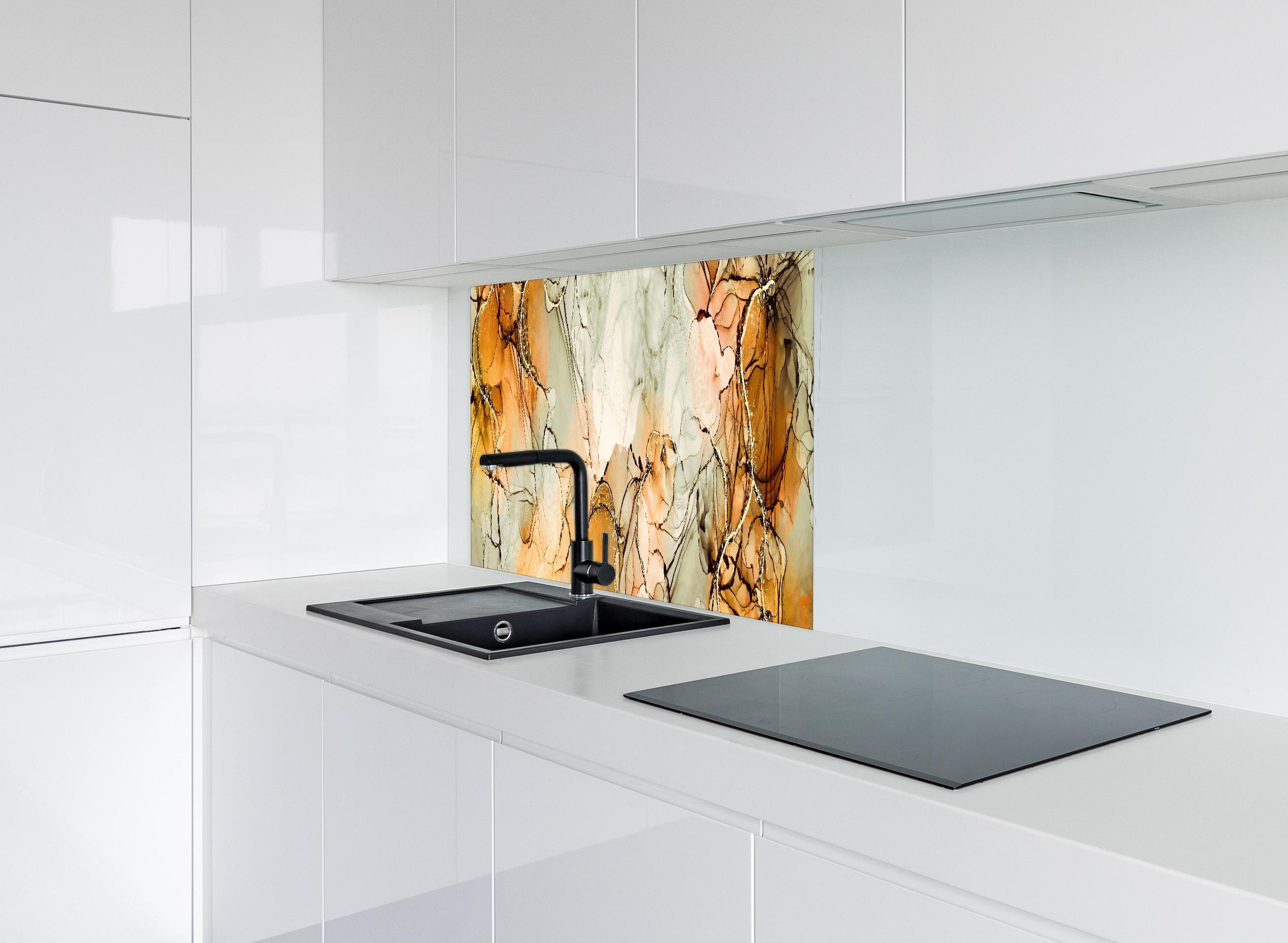 Spritzschutz - Flüssige Tinte mit Goldelementen